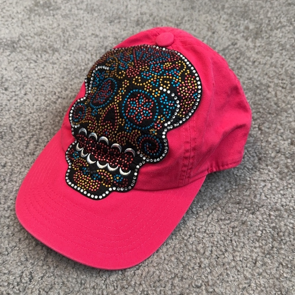 Women’s skull hat
